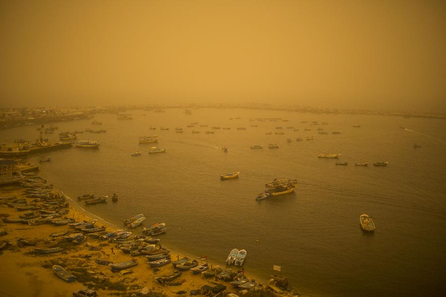 Une tempête de sable meurtrière frappe le Moyen-Orient
