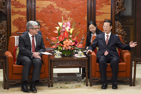 Un vice-Premier ministre chinois rencontre un conseiller du président français
