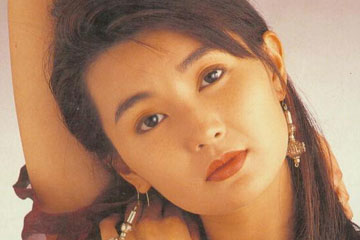 Photos anciennes de l'actrice Maggie Cheung