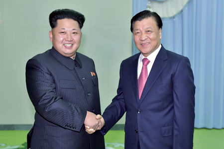 Un haut responsable du PCC rencontre le dirigeant de la RPDC Kim Jong Un et lui remet 
une lettre de Xi Jinping