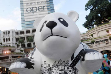Hong Kong : des pandas de toutes les couleurs