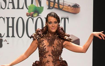 Que de robes appétissantes au défilé du Salon du chocolat de Paris 2015 !