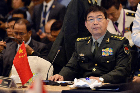 Le ministre chinois de la Défense rejette l'exagération des problèmes en mer de Chine méridionale