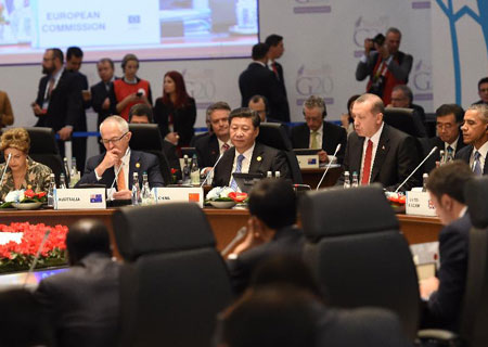 Le président chinois propose l'innovation et une économie ouverte pour stimuler la 
croissance mondiale (PAPIER GENERAL)