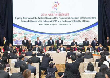 La Chine et l'ASEAN signent un accord pour mettre à jour la zone de libre échange 
bilatérale