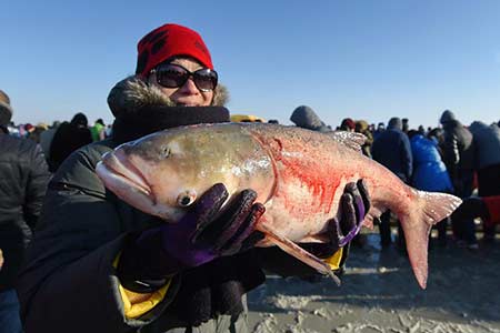 Chine : à la découverte de la pêche sous la glace sur le lac Chagan
