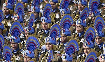 Une répétition du défilé militaire pour la fête nationale de l'Inde