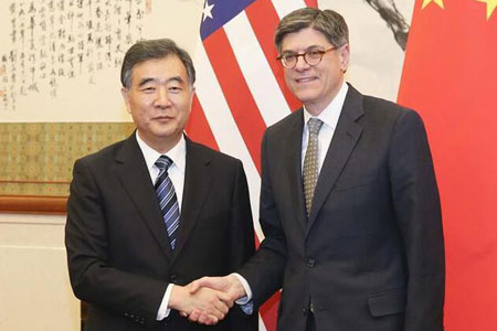 Wang Yang rencontre le secrétaire américain au Trésor pour évoquer les relations 
économiques