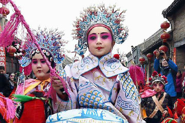La foire du Temple du Dieu du Feu de Huaxian : 700 ans de traditions folkloriques