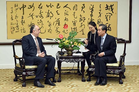 La Chine salue le statut de l'Azerbaïdjan comme partenaire de dialogue de l'OCS