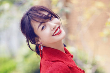 Nouvelles photos de l'actrice chinoise Bai Baihe