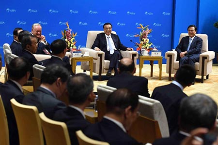 Le PM chinois met l'accent sur la coopération internationale