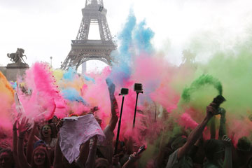 Photos - la « Color Run » à Paris