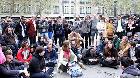 France : "Il y a une forte ressemblance dans le mode de fonctionnement entre 'Nuit 
Debout' et le mouvement des 'Indignés'" (chercheur)