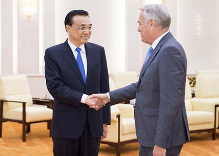 Rencontre entre le PM chinois et le ministre français des AE sur la coopération bilatérale