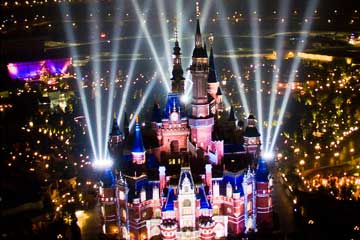 Photos - vues nocturnes du parc Disneyland de Shanghai