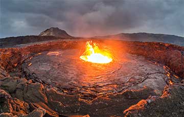 Lac de lave du volcan Erta Ale en Éthiopie