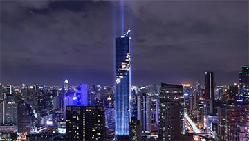 Bangkok: Spectacle de lumière pour l'inauguration de la plus haute tour de la Thaïlande