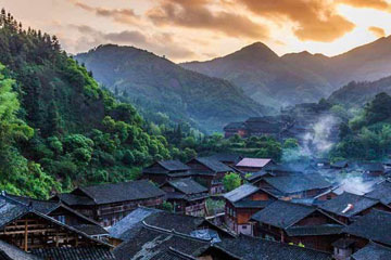 Hunan : les paysages du xian autonome Dong de Tongdao en automne