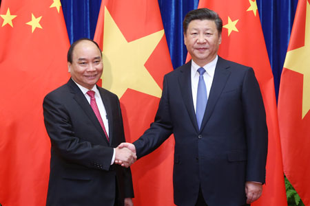 Xi Jinping appelle la Chine et le Vietnam à résoudre la question de la mer de Chine 
méridionale via des consultations