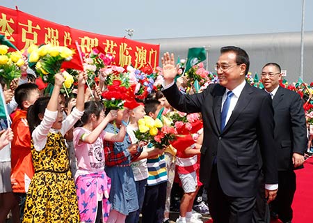 Li Keqiang est arrivé à Macao pour une tournée d'inspection