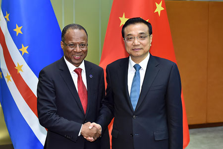 La Chine et le Cap-Vert mèneront une coopération tripartite dans l'économie maritime