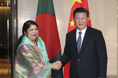 Xi demande un renforcement des échanges parlementaires entre la Chine et le Bangladesh