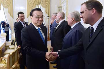 La Chine et la Russie s'engagent pour améliorer la coopération pragmatique