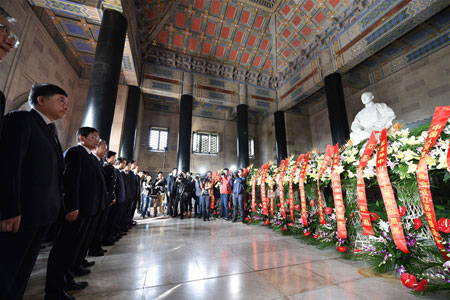 La Chine commémore le 150e anniversaire de Sun Yat-sen