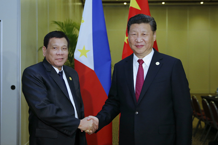 Xi et Duterte entendent améliorer les relations bilatérales et la coopération