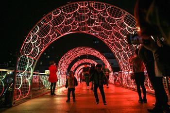 Festival d'illuminations à Ningbo