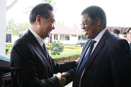 La Chine et la Tanzanie entendent consolider leur amitié et promouvoir la coopération 
(SYNTHESE)