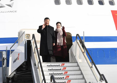 Arrivée en Suisse du président Xi pour une visite d'Etat et un discours au Forum 
de Davos