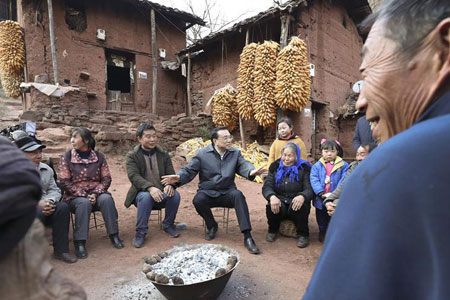 Le PM chinois met l'accent sur la lutte contre la pauvreté