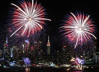 Feux d'artifice à New York pour le Nouvel An chinois