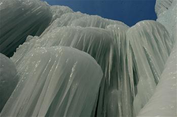 Photos : Cascade gelée dans le nord de la Chine