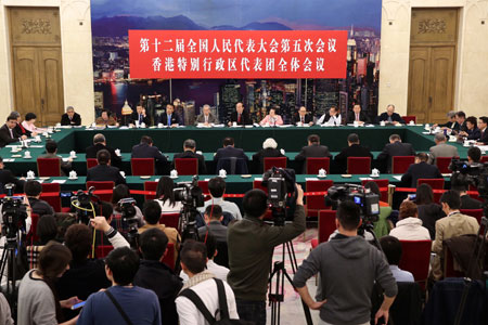 Chine/deux sessions : séance plénière des députés à l'APN en provenance de Hong Kong