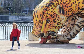Genève: un "jaguar buvant de l'eau"