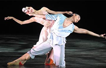 Chine : le spectacle de danse "Crested Ibises" à Nanning