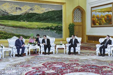 Un haut responsable du PCC rencontre des représentants des médias des BRICS