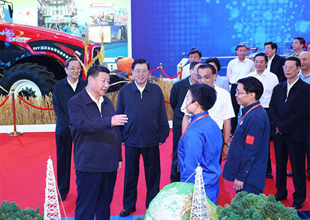 Xi Jinping appelle à des efforts constants pour réaliser le grand renouveau national