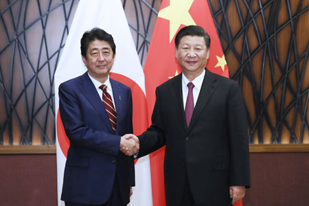 Xi appelle Abe à prendre des mesures plus concrètes pour améliorer les relations sino-japonaises