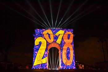 Un spectacle son et lumière sur l'Arc de Triomphe pour le Nouvel an