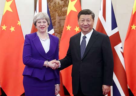 Xi Jinping rencontre Theresa May, appelant à de meilleures relations sino-britanniques 
dans la nouvelle ère