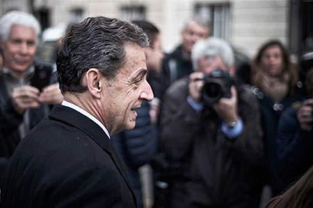 Soupçons de financement libyen : Nicolas Sarkozy mis en examen et placé sous contrôle 
judiciaire (SYNTHESE)