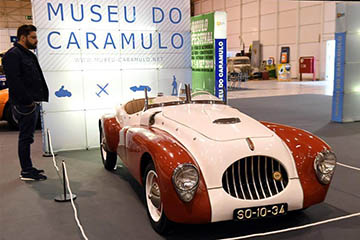 Le 13e Salon des voitures anciennes à Lisbonne