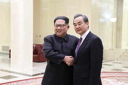 Le MAE chinois et le dirigeant de la RPDC discutent des relations bilatérales et de la dénucléarisation (PAPIER GENERAL)