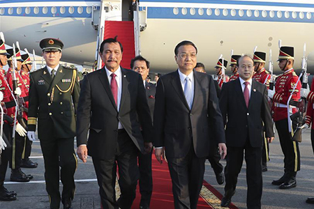 Le PM chinois en visite officielle en Indonésie