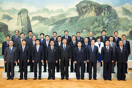 Xi Jinping rencontre un groupe de visite amicale du PTC de la RPDC