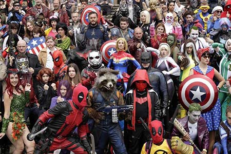 Un Comic-Con à Londres attire de nombreux fans